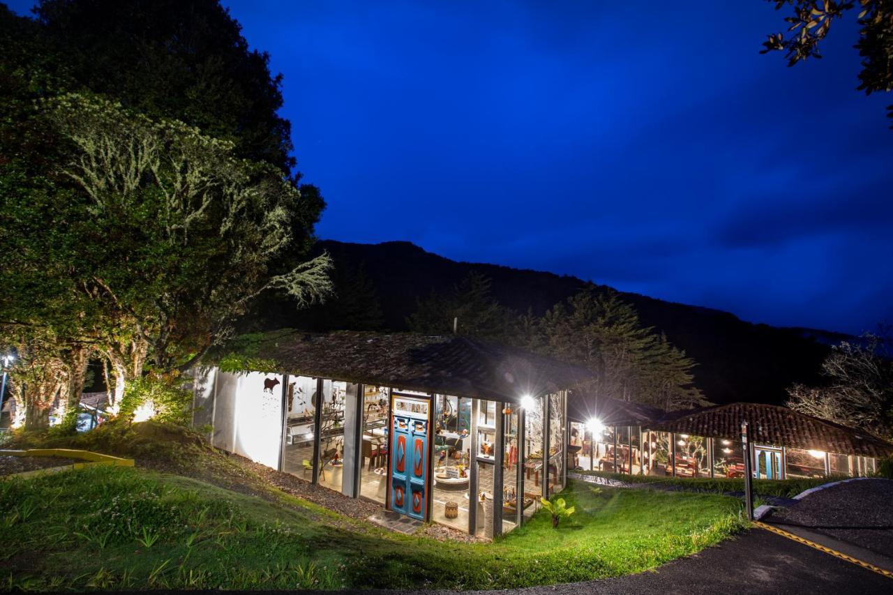 Dantica Cloud Forest Lodge ซาน เจราร์โด  เด โดตา ภายนอก รูปภาพ
